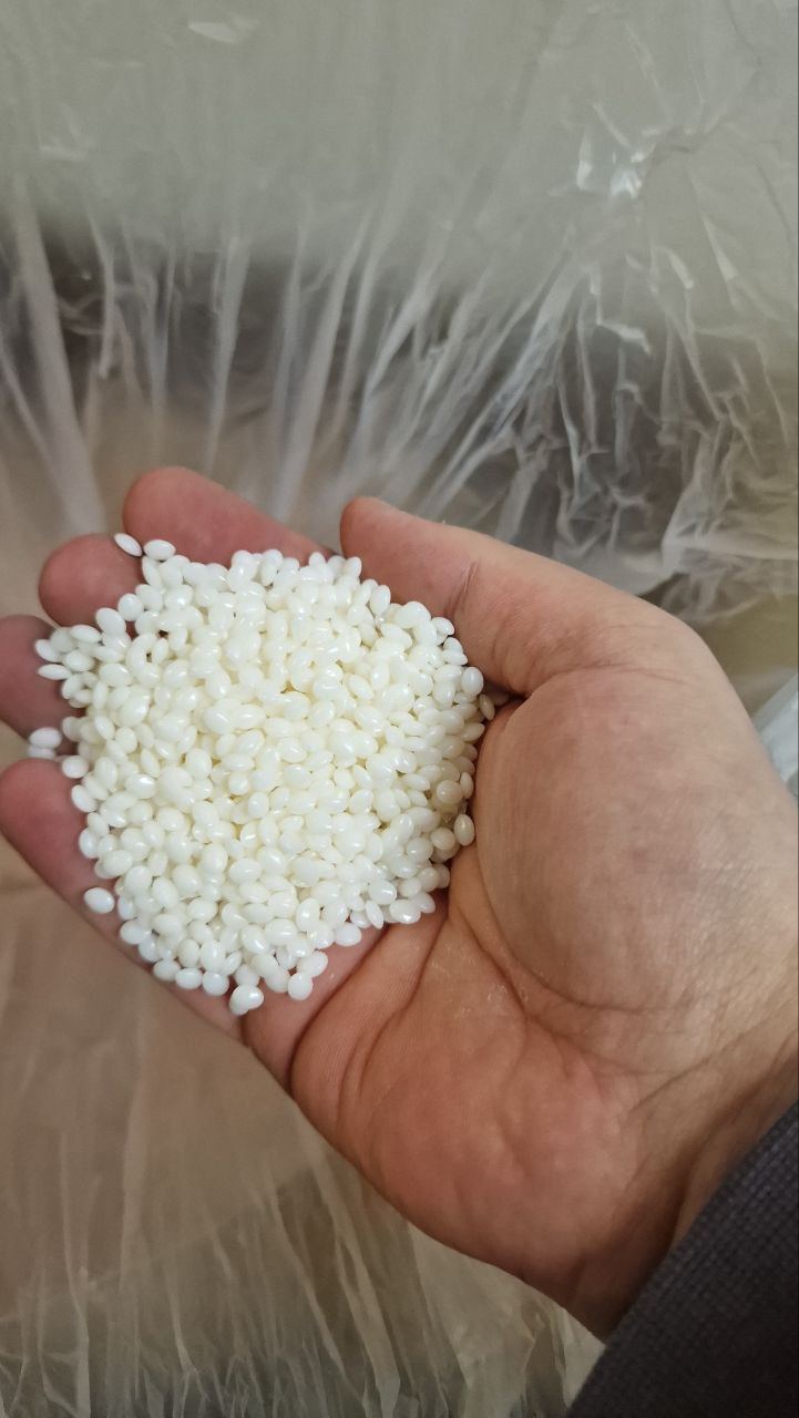 PLA-pellets, råvaren til filamenten